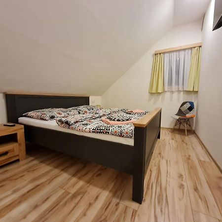 הַרָכוֹב Apartman Konirna מראה חיצוני תמונה